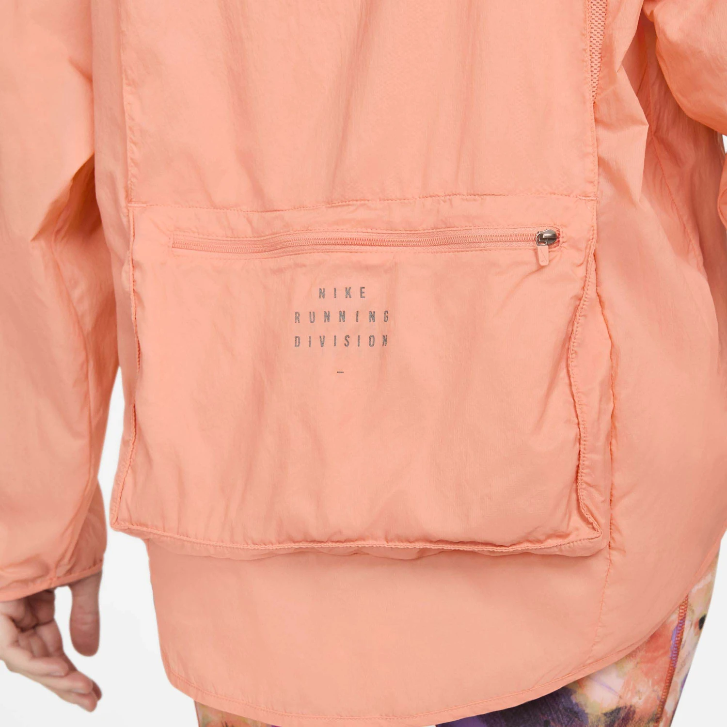 Nike | Women's Run DVN PKBL Jacket - Image 7